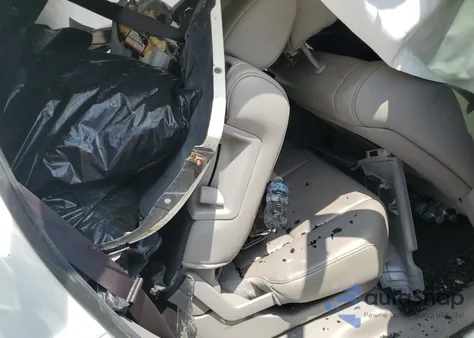 2013 Honda Pilot Touring z USA, uszkodzony, nr VIN 5FNYF4H96DB031806